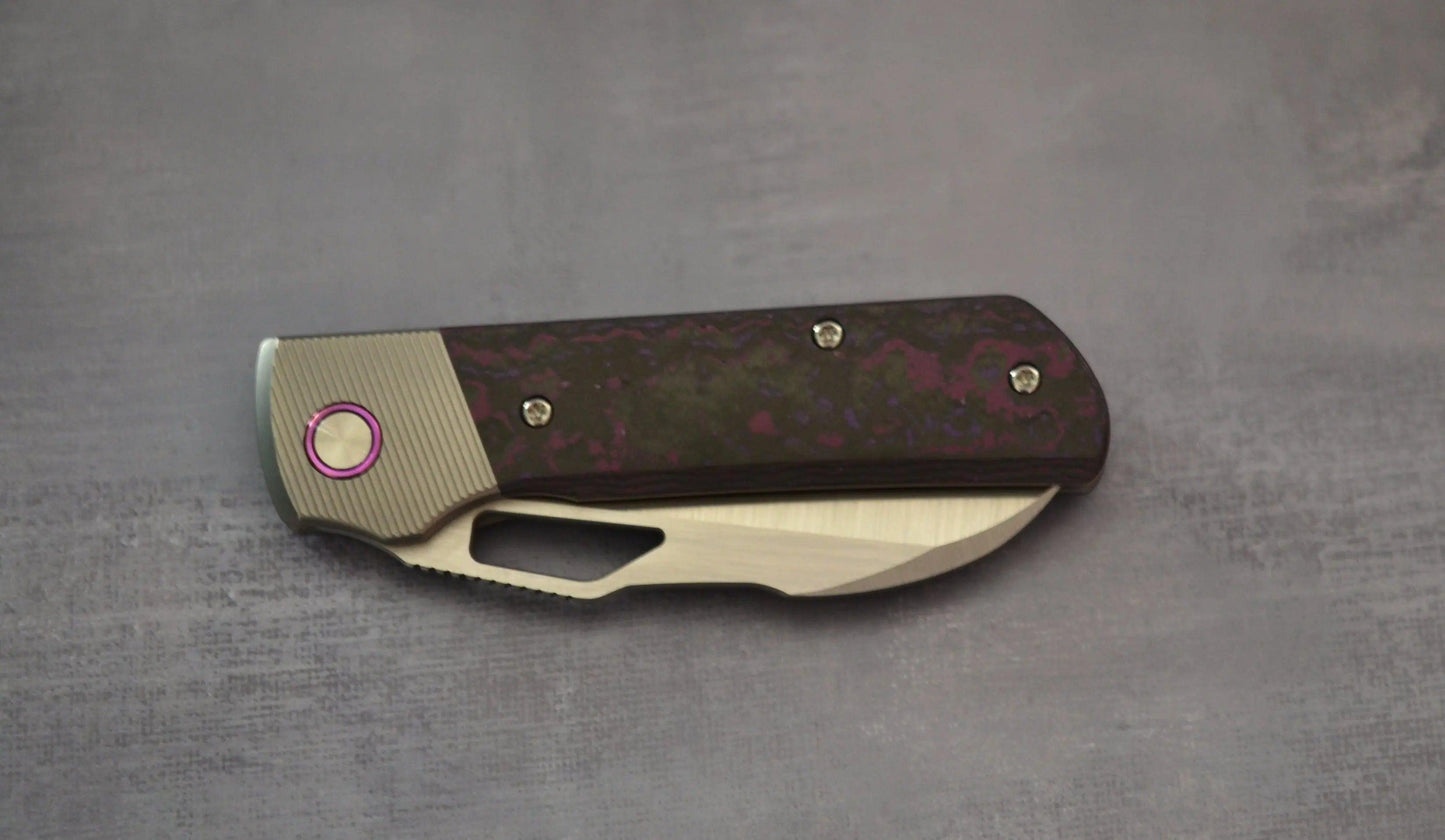 Divo Knives-Divo Stout V2 - RIGHTY - Purple Haze - Belt Satin Blade - Pre-Owned-Urban Cutlery