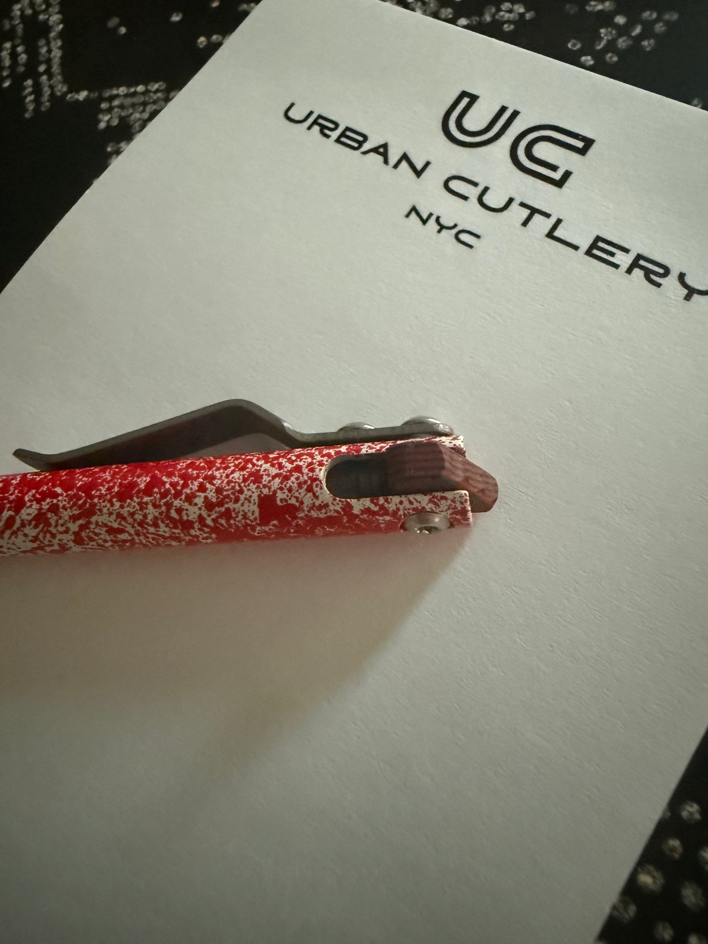 Maverick Customs-Maverick Customs Flipper Universal Pen - White/Red Splatter Cerakote Aluminum - Camo G10 Flipper-3-Urban Cutlery