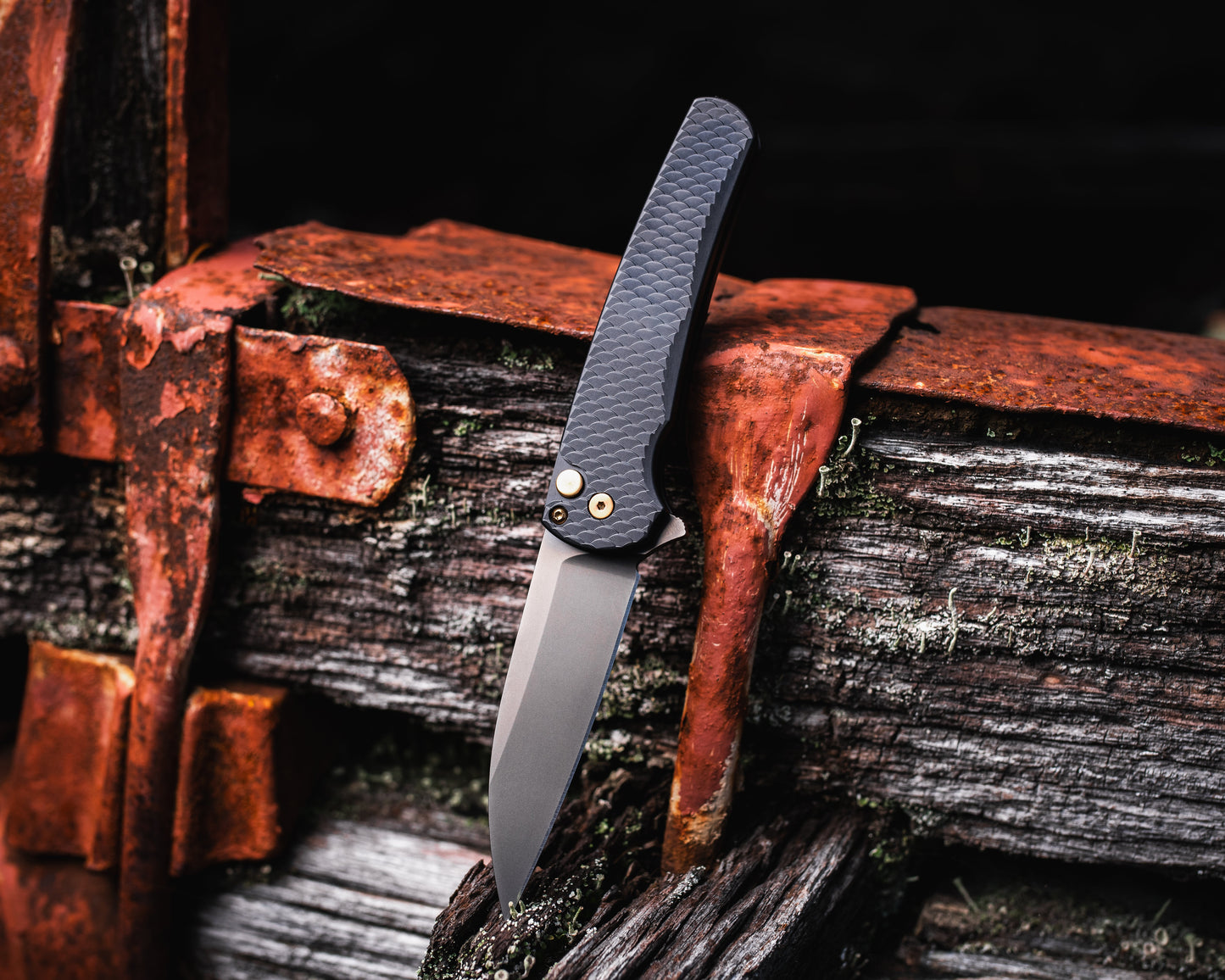 Pro-Tech-Pro-Tech 5336.LTD.SG.RGH Malibu - Black 7075 "Dragon Scale" Handle - Smoky Grey Wharncliffe Magnacut Blade - Rose Gold Hardware - Black Clip-Urban Cutlery