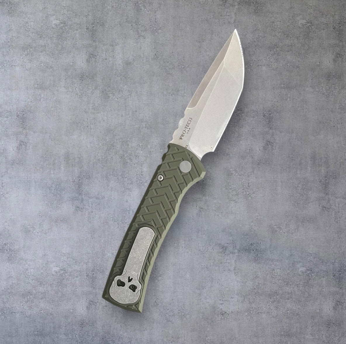 Pro-Tech-Pro-Tech Chaves Redencion Auto "Factory Seconds" - Green TREAD Handles - Stonewash S35vn Blade-Urban Cutlery