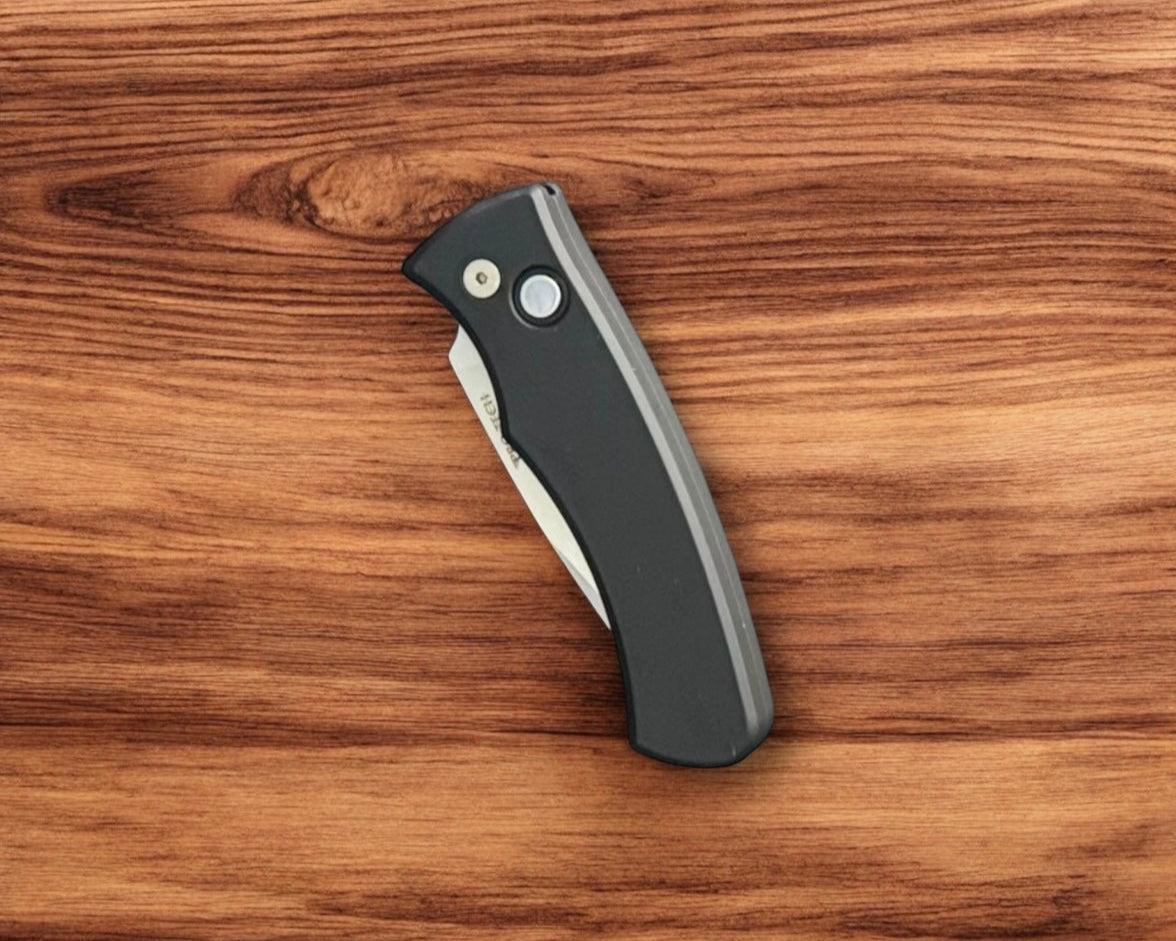 Pro-Tech-Pro-Tech Duke Custom 003 AUTO - Black 6061 Aluminum Handle - Polished Mike Irie Compound Ground 154CM Blade - Black Lip Pearl Button - Custom Clip-Urban Cutlery