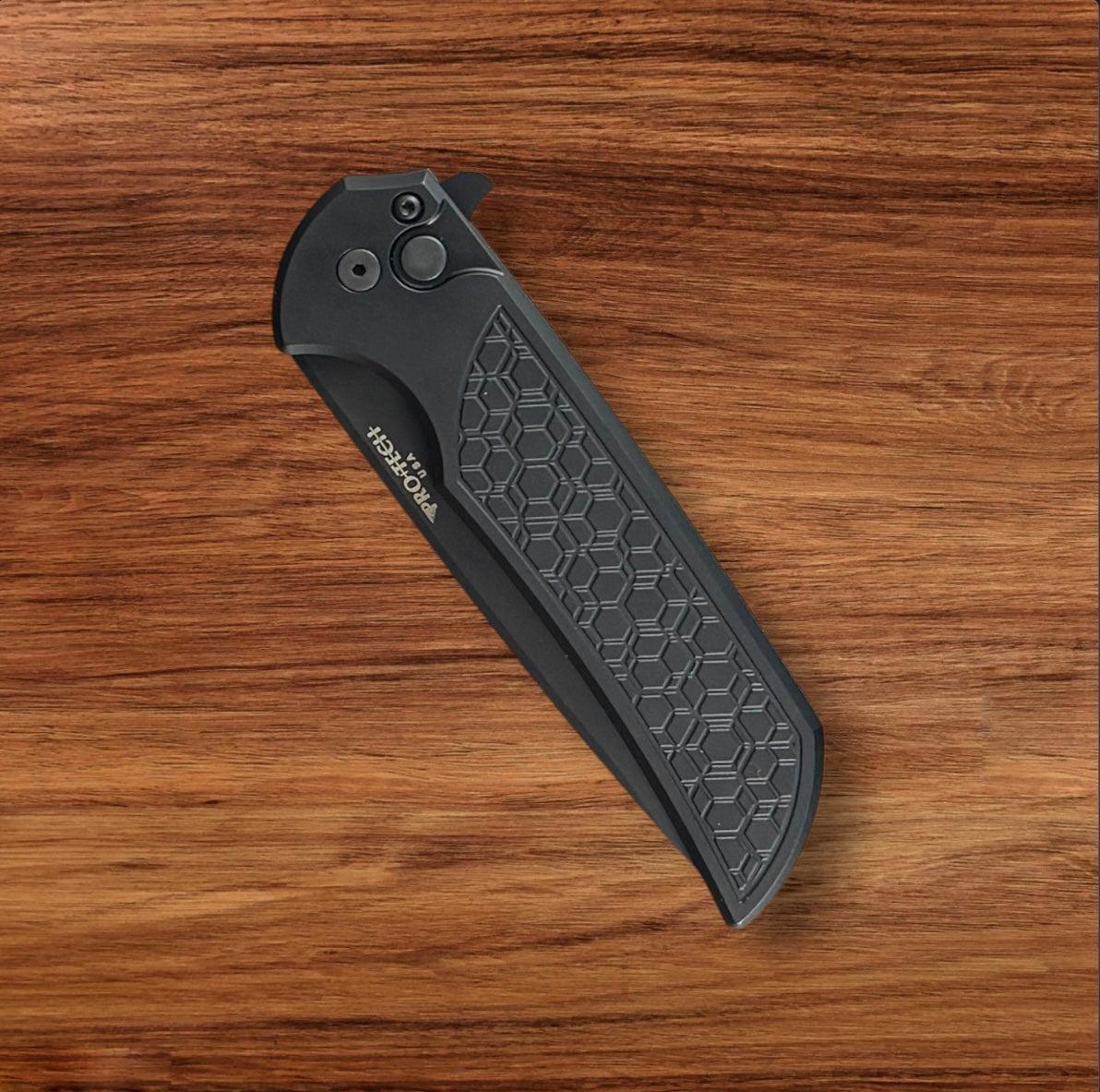 Pro-Tech-Pro-Tech Gridlock Mordax - Black "Gridlock" Handle - DLC Black Magnacut Blade - DLC Black Mini Deep Carry Clip-Urban Cutlery
