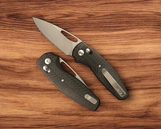 Three Rivers Mfg.-Three Rivers Mfg. (TRM) Bulldog Rev B - CARBON FIBER 3D CONTOURED SMOOTH Handles - 20CV Blade-Urban Cutlery