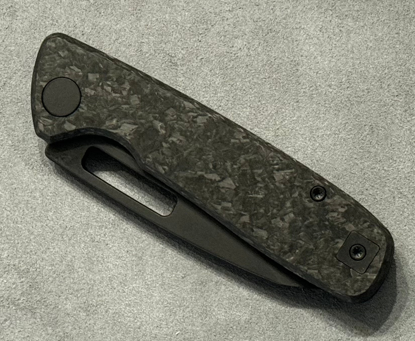 Bridgeport Knife Co 395 LL V2 - Shred Carbon Fiber - Blackwashed Blade Bridgeport Knife Co Urban Cutlery & Lifestyle Shoppe