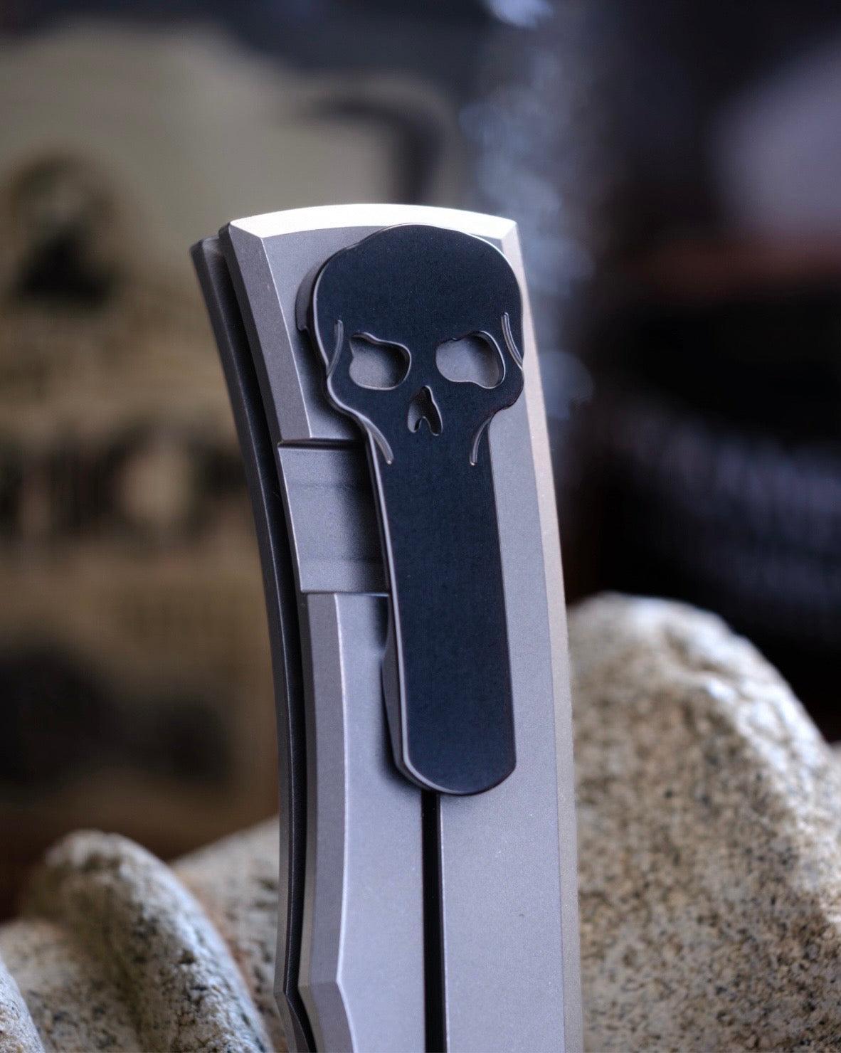 Chaves Knives-Chaves Knives Magnetic Inlay Integral Redencion 229 Frame Lock - Bright Stonewash Titanium Handles w/ Magnetic Inlay - DLC Black M390 Tanto Blade-6-Urban Cutlery