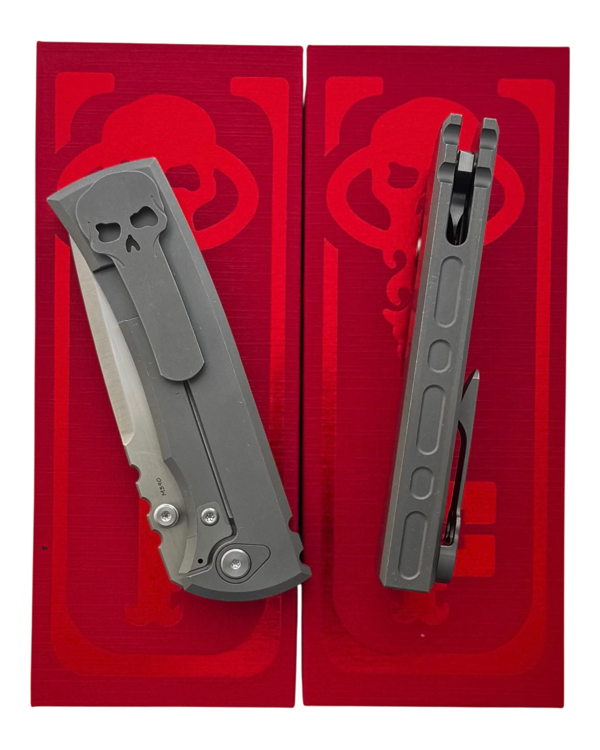 Chaves Knives-Chaves Knives Magnetic Inlay Integral Redencion 229 Frame Lock - Stonewash Titanium Handles w/ Magnetic Inlay - Belt Satin M390 Drop Point Blade-3-Urban Cutlery