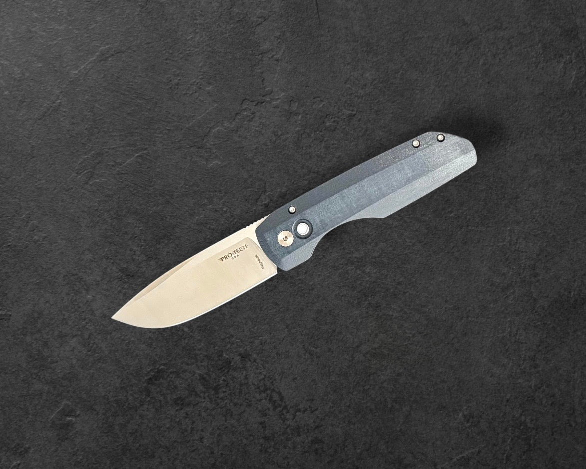Pro-Tech VERO1210-LTD.BLUE.LINEN.MIC Vero Synapse Auto - Black Aluminum and Blue Linen Micarta Handle - Machine Satin Magnacut Blade - White Pearl Button - Satin Hardware - DLC Black Clip