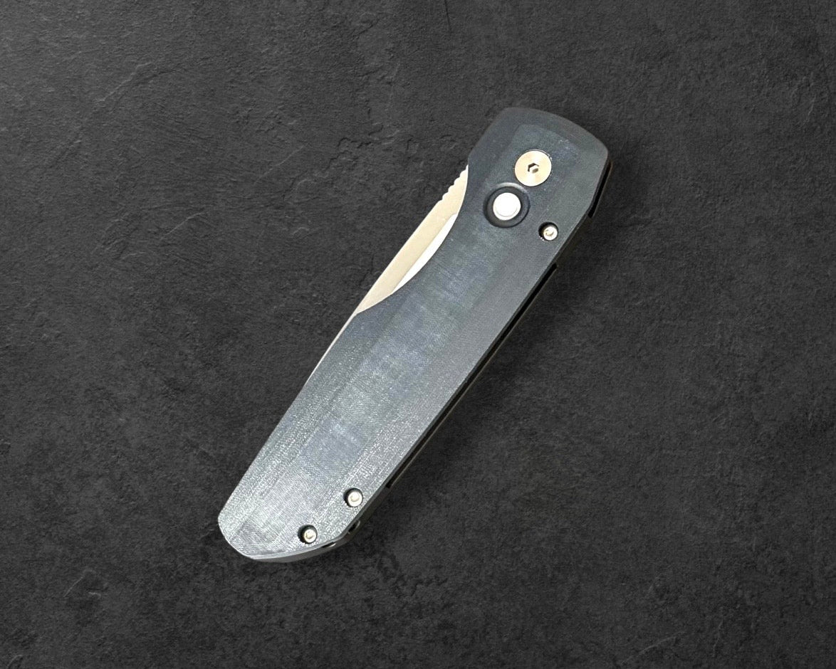 Pro-Tech VERO1210-LTD.BLUE.LINEN.MIC Vero Synapse Auto - Black Aluminum and Blue Linen Micarta Handle - Machine Satin Magnacut Blade - White Pearl Button - Satin Hardware - DLC Black Clip