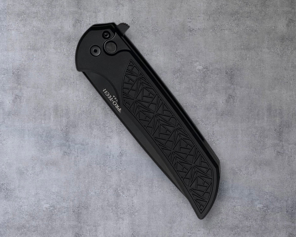 Pro-Tech MX106.Nexus Nexus Mordax - "Nexus" Textured Black Handle - DLC Black Magnacut Blade - DLC Black Mini Deep Carry Clip