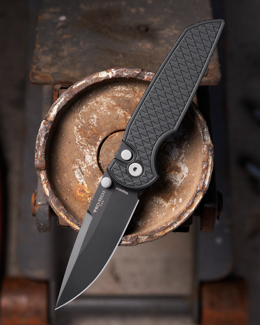 Pro-Tech TR-3 INTEGRITY Manual - Relic Textured Black Handle - DLC Black Magnacut Blade - Black Wide Deep Carry Clip