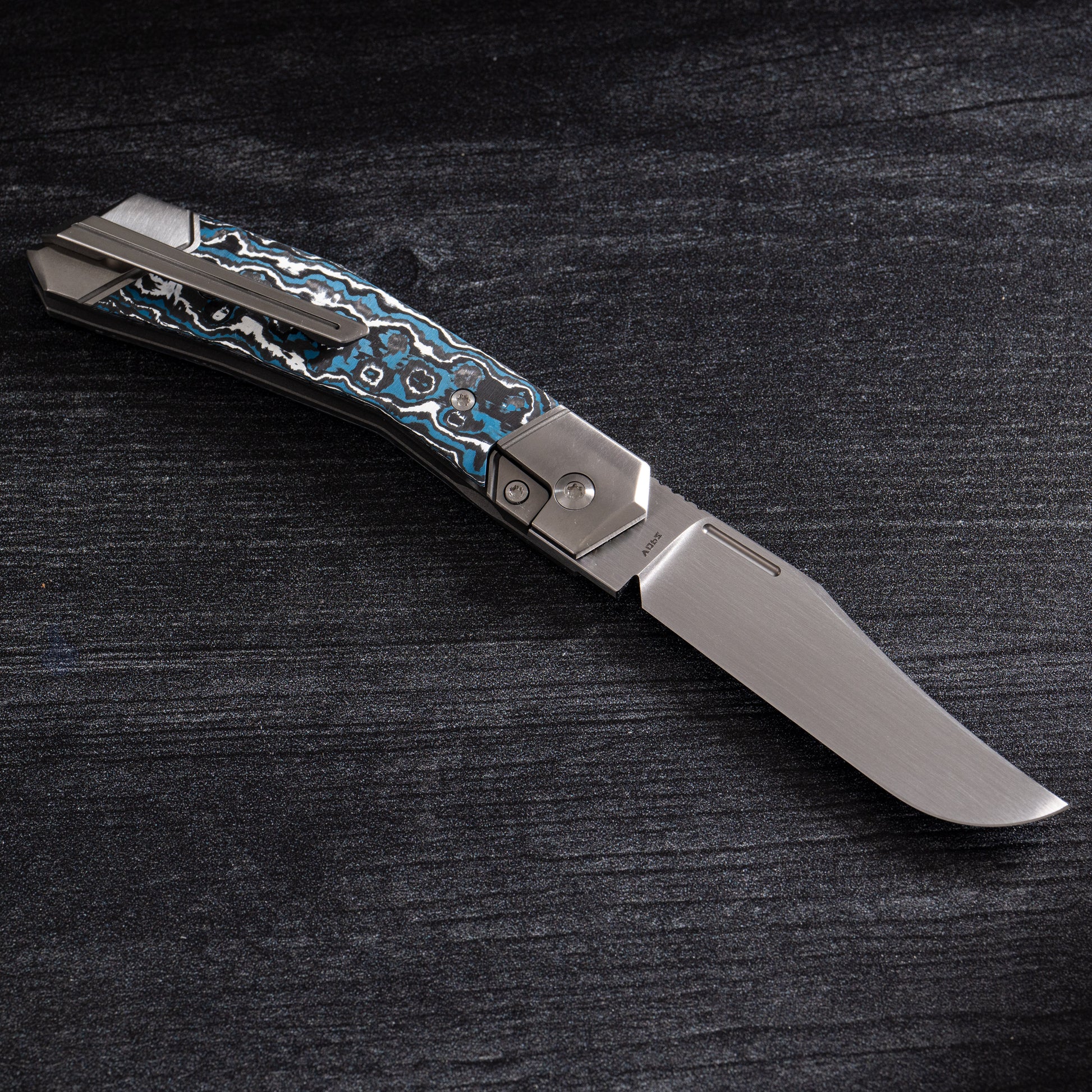 Jack Wolf Knives - BIONIC JACK - FAT CARBON FROST Urban Cutlery & Lifestyle Shoppe