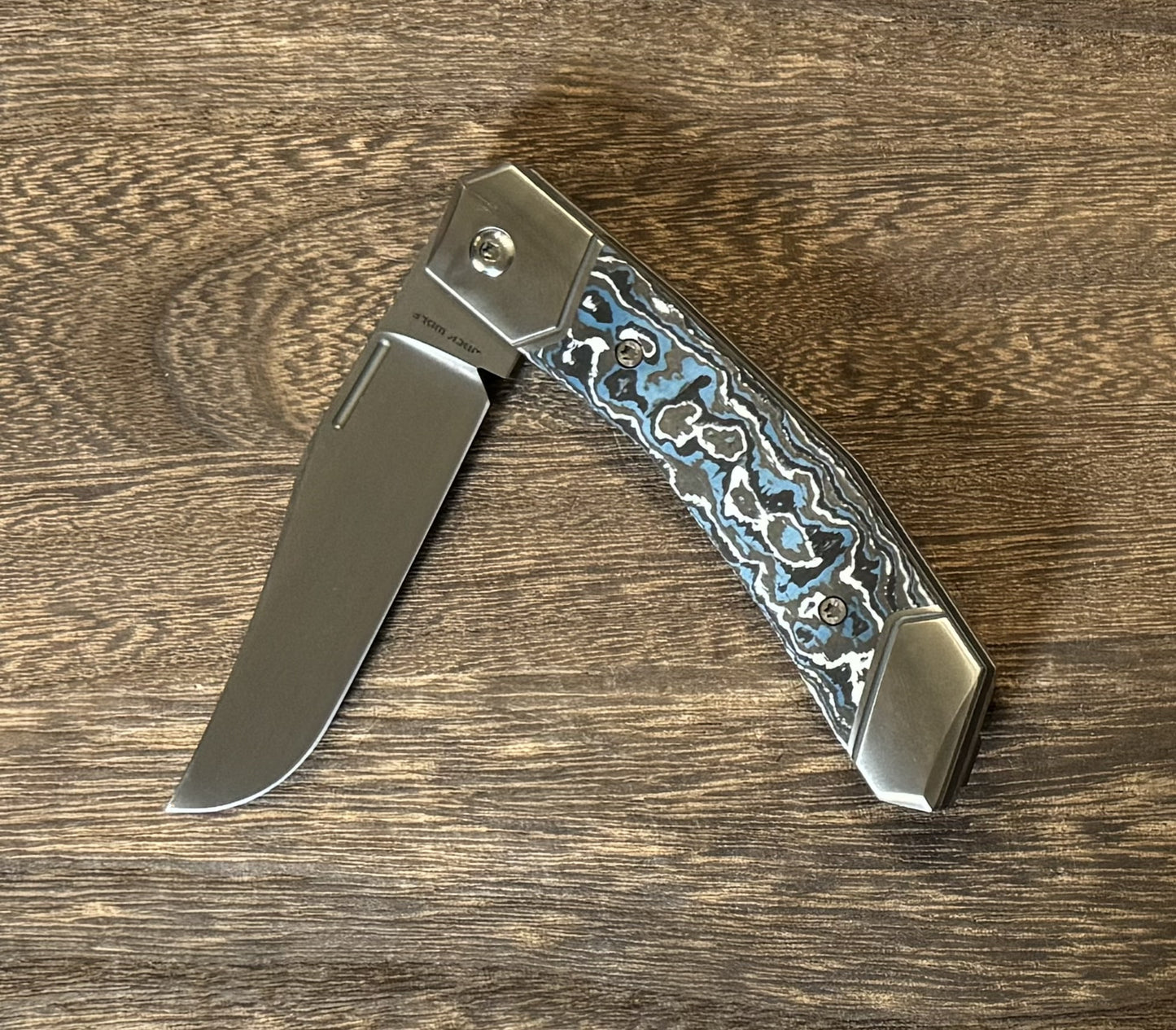 Jack Wolf Knives - BIONIC JACK - FAT CARBON FROST Urban Cutlery & Lifestyle Shoppe