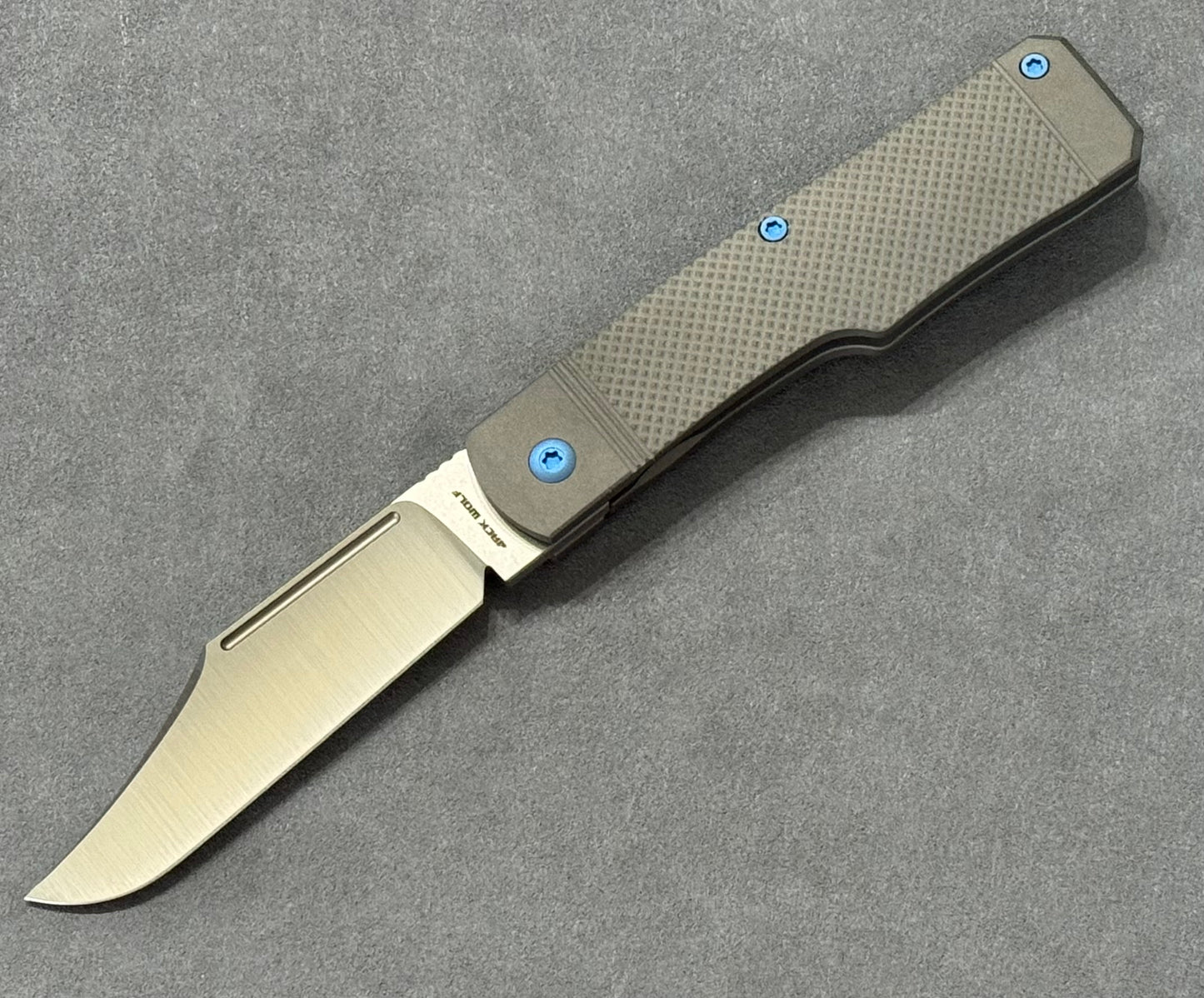 Jack Wolf Knives - GUNSLINGER JACK - TITANIUM CHECKERED Jack Wolf Knives Urban Cutlery & Lifestyle Shoppe