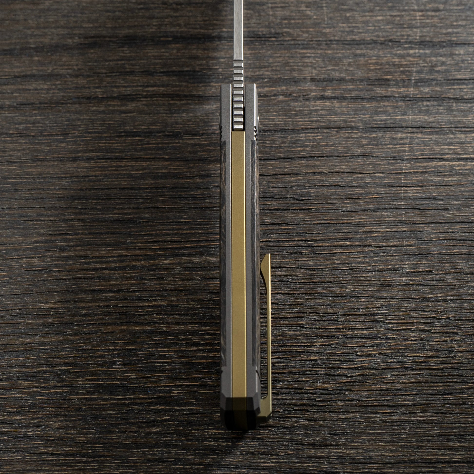 Jack Wolf Knives-Jack Wolf Knives - GUNSLINGER JACK - FAT CARBON DARK MATTER GOLD HAND SATIN-3-Urban Cutlery