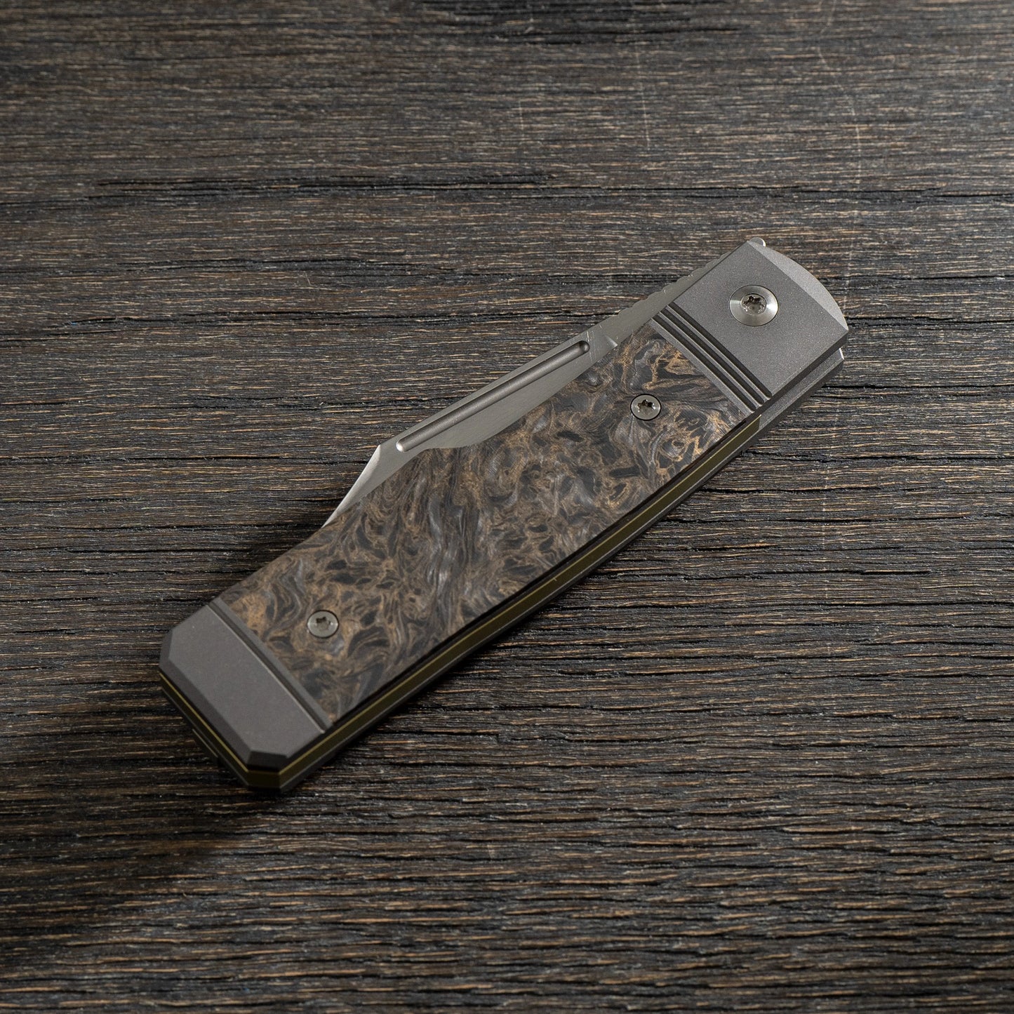 Jack Wolf Knives-Jack Wolf Knives - GUNSLINGER JACK - FAT CARBON DARK MATTER GOLD HAND SATIN-5-Urban Cutlery