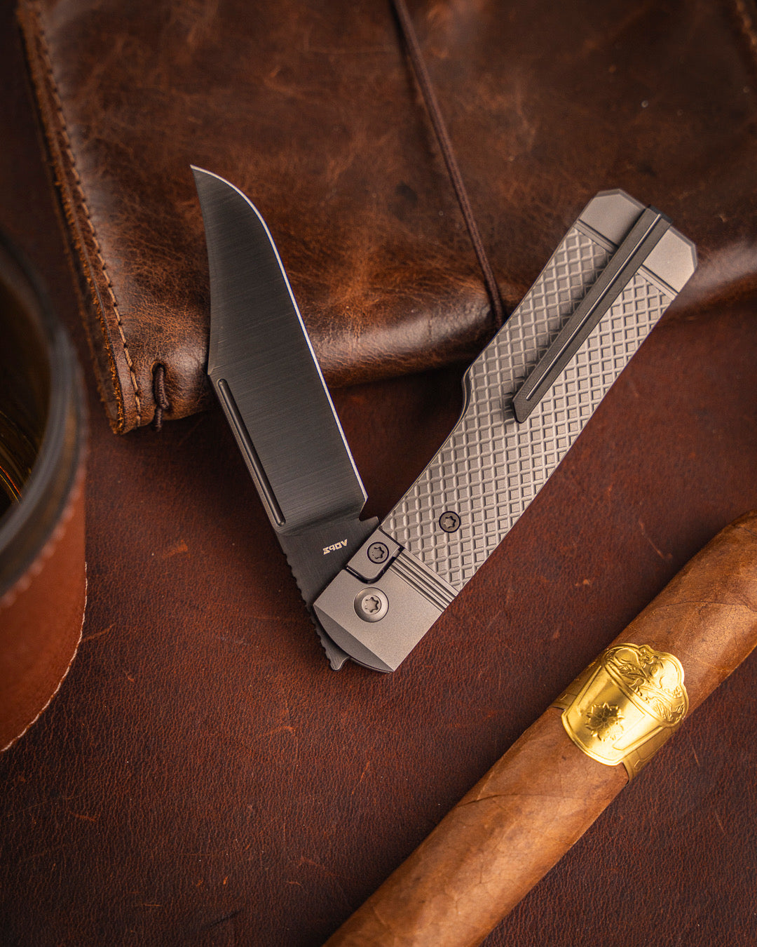 Jack Wolf Knives-Jack Wolf Knives - GUNSLINGER JACK - TITANIUM CROSS HATCH-1-Urban Cutlery