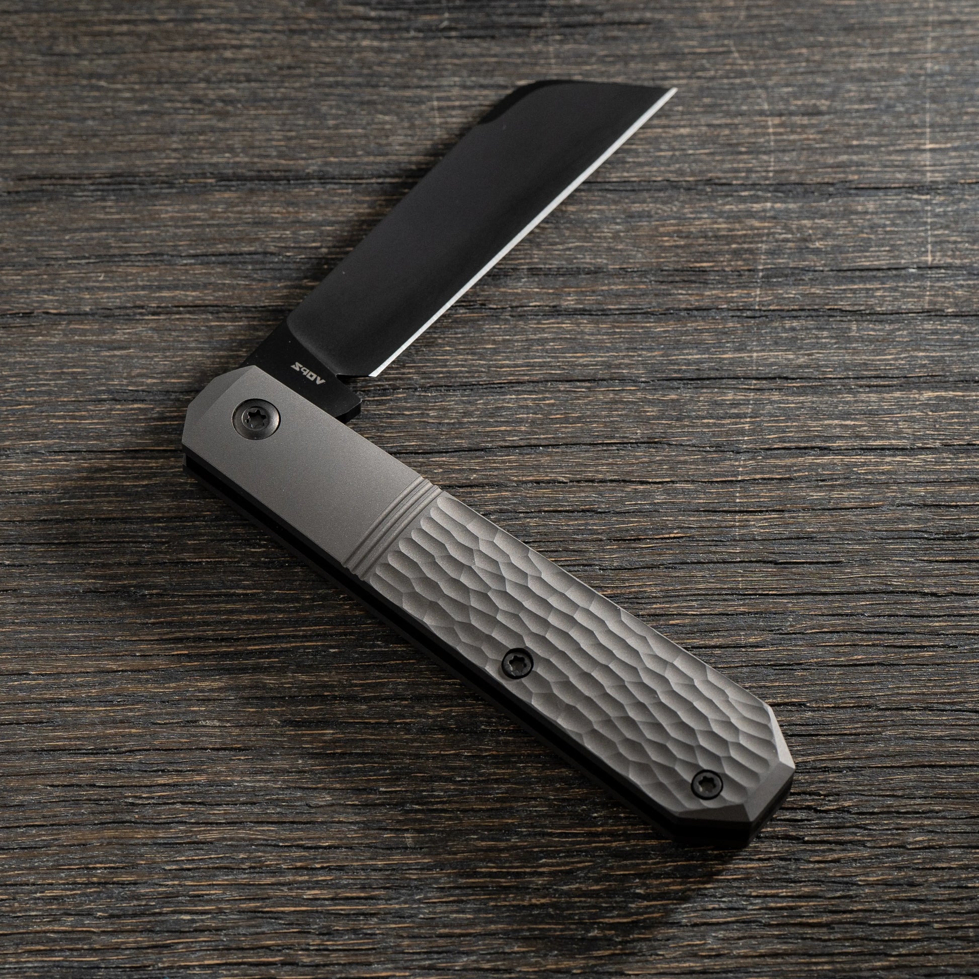 Jack Wolf Knives-Jack Wolf Knives - MIDNIGHT JACK - TITANIUM JIGGED REVERSE TUX-2-Urban Cutlery