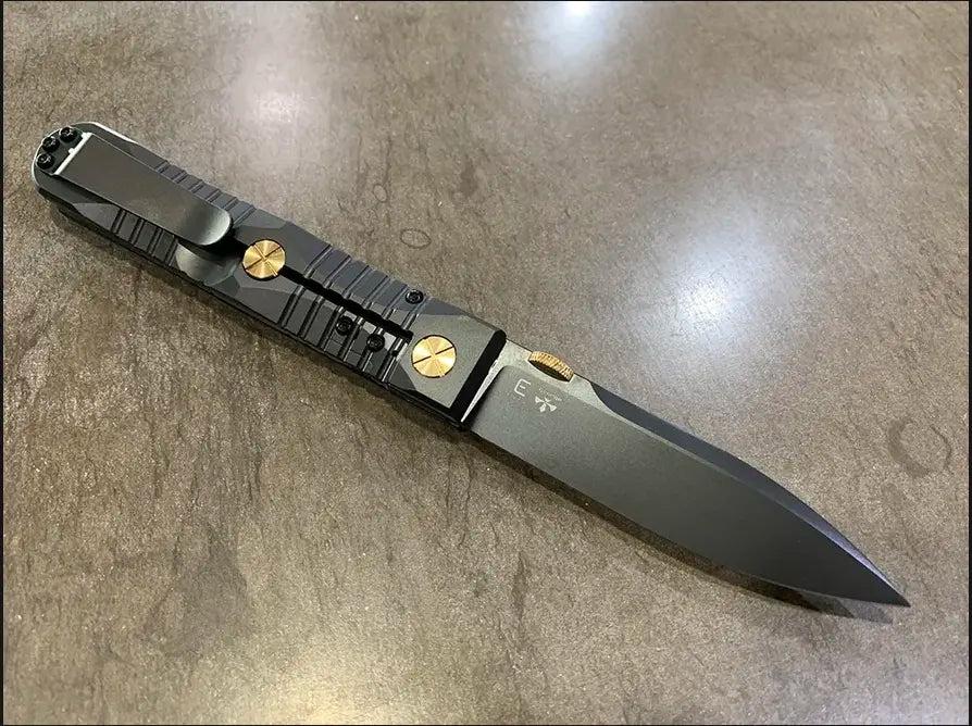 Les George; Elishewitz Knives-Elishewitz x Les George - Ek integral folder - Black DLC Handle Finish - Dirk Style Dagger Blade-2-Urban Cutlery