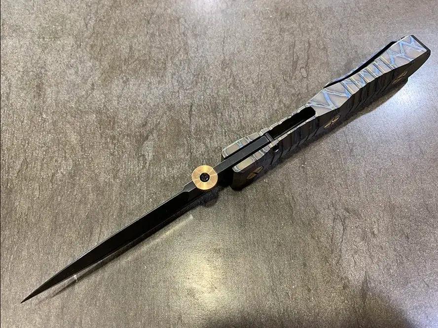 Les George; Elishewitz Knives-Elishewitz x Les George - Ek integral folder - Tiger Stripe Handle Finish - Dagger Blade (Single Edgle)-3-Urban Cutlery