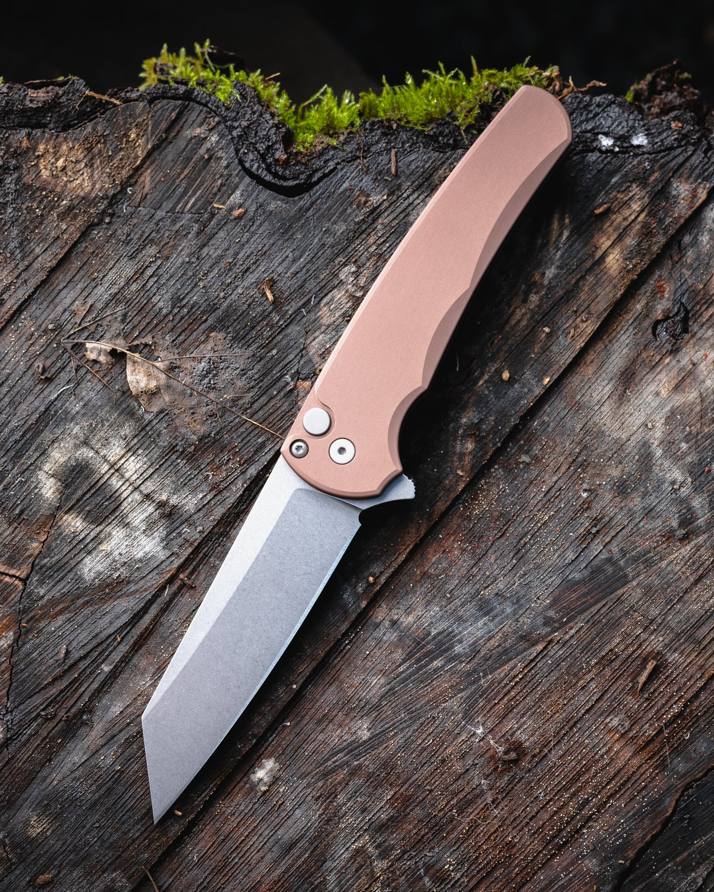 Pro-Tech 5401.FDE Malibu - FDE Handle - Stonewash Reverse Tanto Magnacut Blade