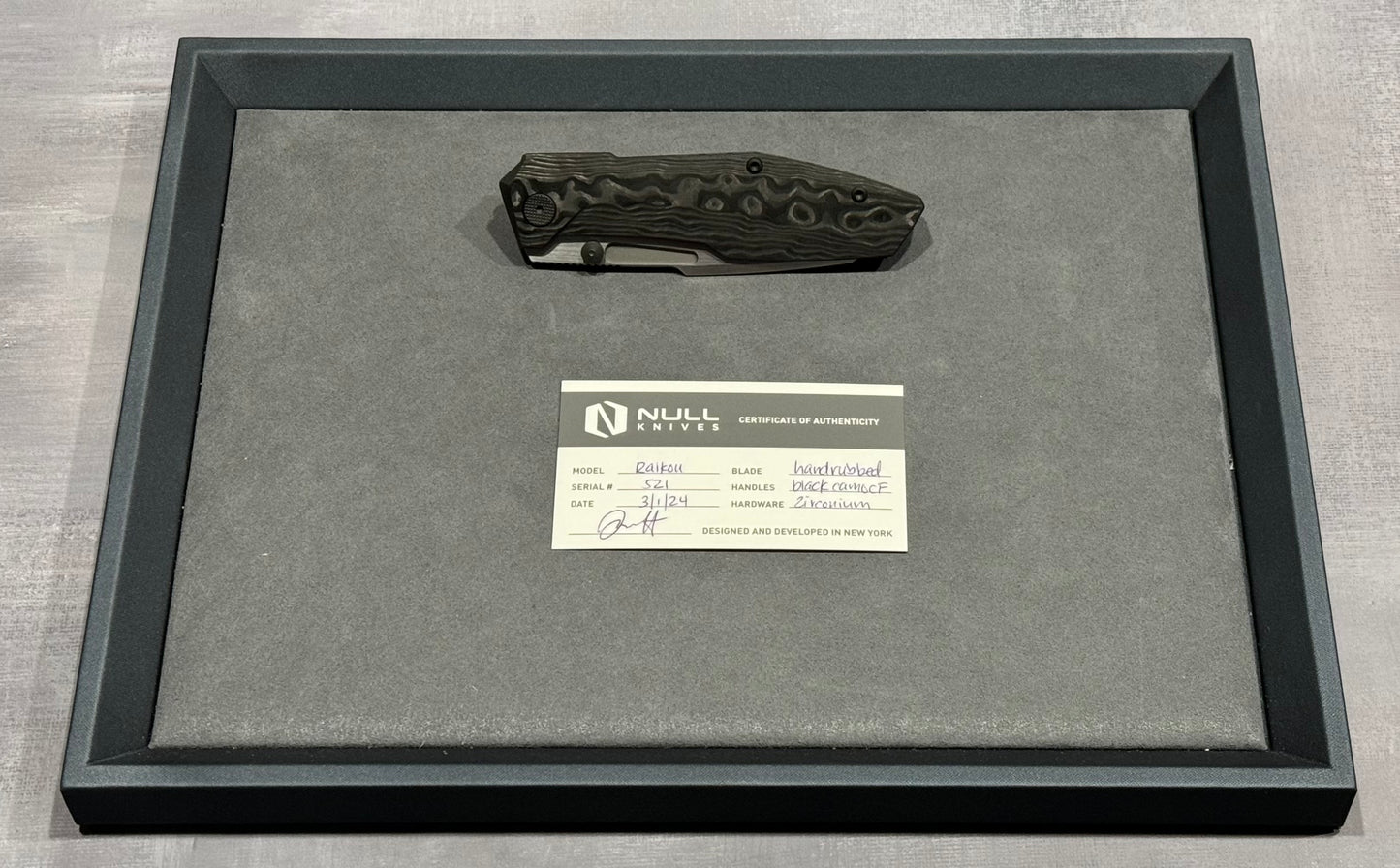 Null Knives-Null Knives Raikou - Black Camo CF - Brand New-3-Urban Cutlery