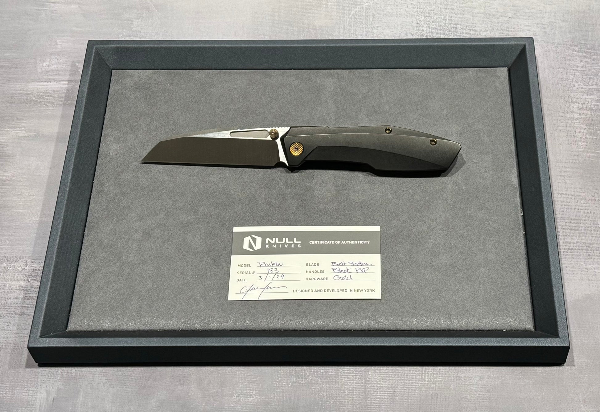 Null Knives-Null Knives Raikou - Black PVD/Belt Satin - Brand New-1-Urban Cutlery