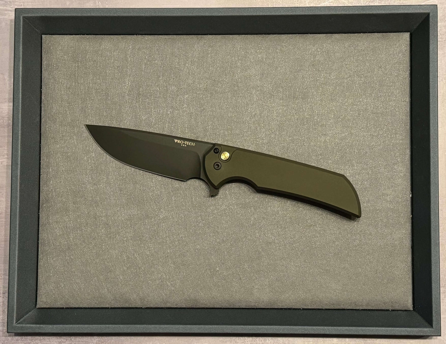 Pro-Tech NYCKS Special Mordax Wharncliffe - Green Handle - Mosaic Pin Push Button - DLC Black Magnacut Blade /25 - Brand New Pro-Tech Urban Cutlery & Lifestyle Shoppe