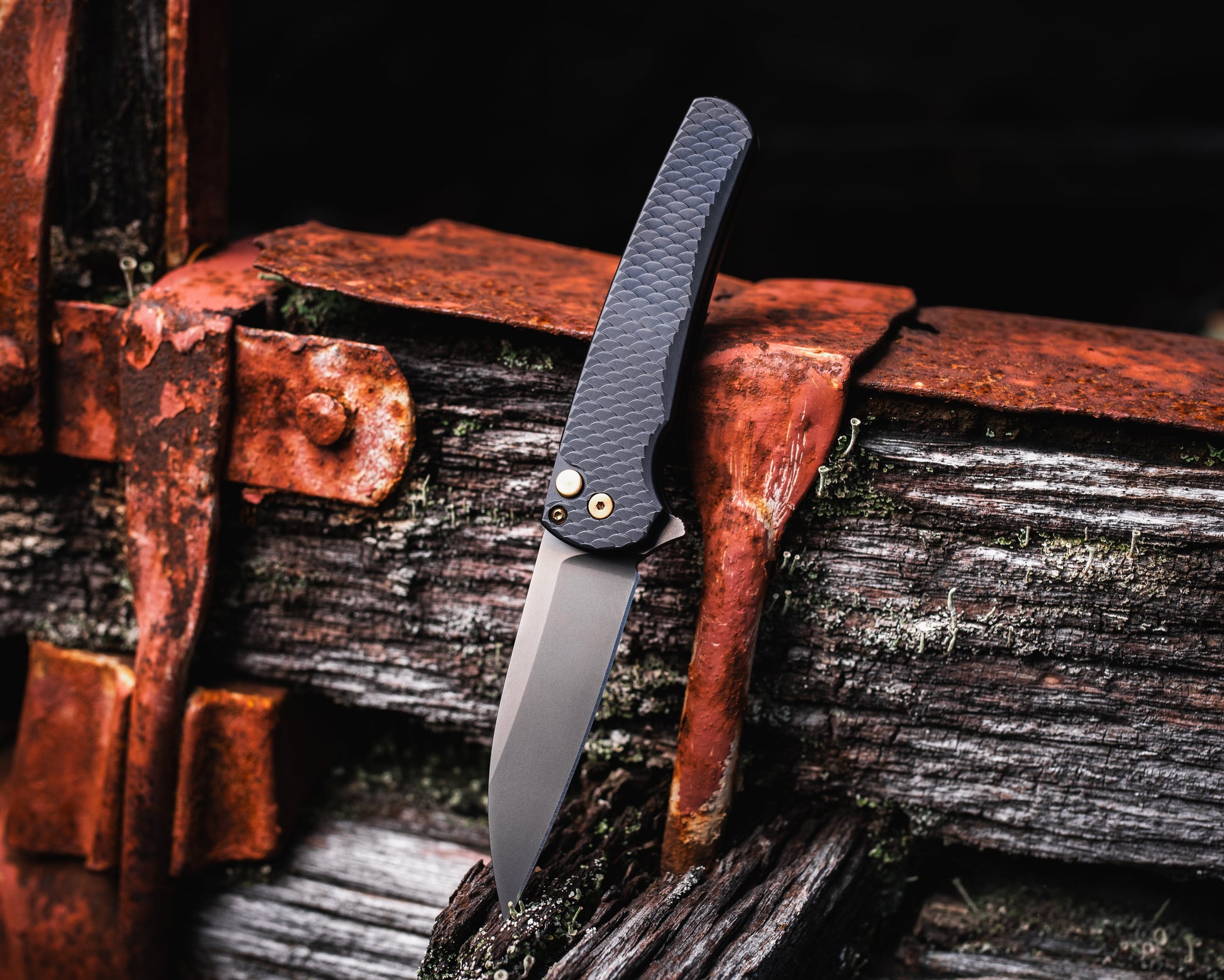 Pro-Tech-Pro-Tech 5336.LTD.SG.RGH Malibu - Black 7075 "Dragon Scale" Handle - Smoky Grey Wharncliffe Magnacut Blade - Rose Gold Hardware - Black Clip-4-Urban Cutlery