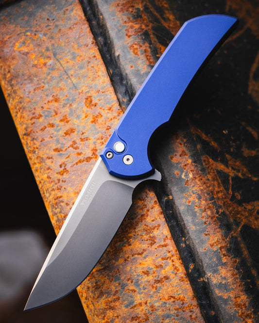 Pro-Tech-Pro-Tech BST26.Mordax.2 Blade Show Texas 2026 Exclusive Mordax - Solid Navy Handle - Smoky Grey DLC 20CV Blade - White Pearl Push Button - Blasted Clip /120-1-Urban Cutlery