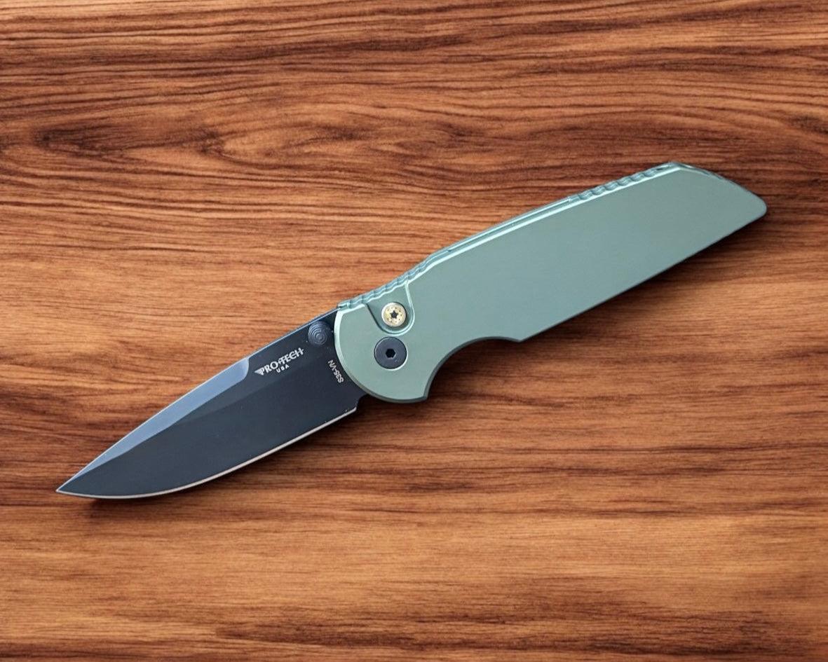 Pro-Tech-Pro-Tech Blade Show Texas Exclusive TR-3 INTEGRITY Manual - Dark Green Handle - Mosaic Pin Button - DLC Black S35vn Blade /120-1-Urban Cutlery