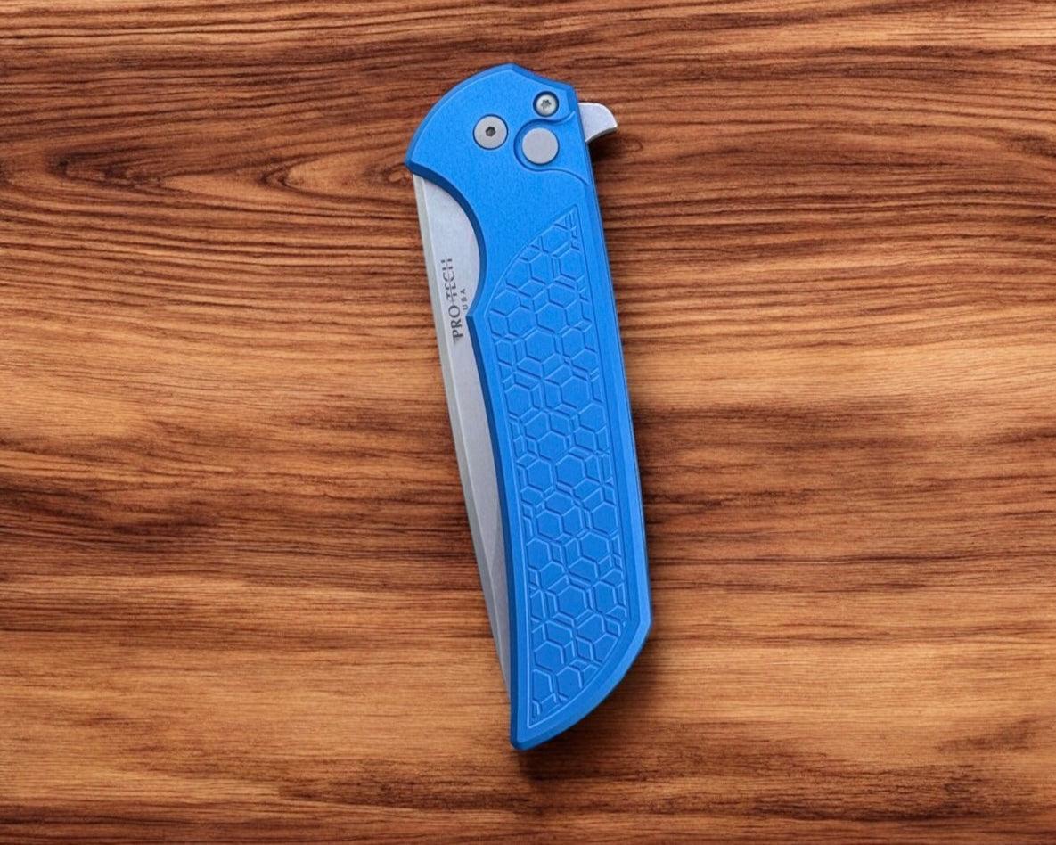 Pro-Tech-Pro-Tech Gridlock Mordax - Blue "Gridlock" Handle - Stonewash Magnacut Blade - Blasted Clip-4-Urban Cutlery