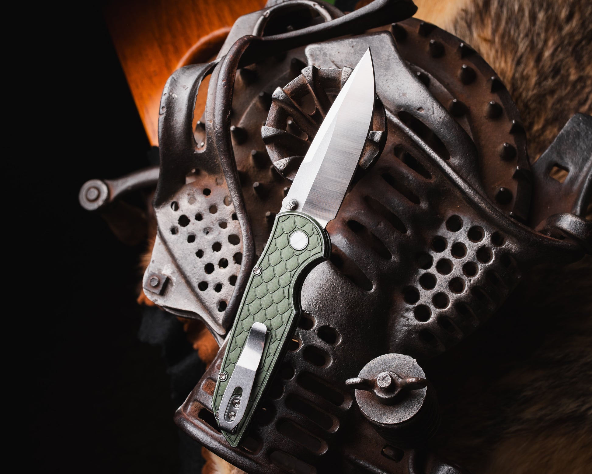 Pro-Tech-Pro-Tech INT1105.LTD.BW.REPTILE.Green TR-3 INTEGRITY Manual - Battleworn REPTILE Textured Green Handle - Machine Satin MAGNACUT Blade - Black Lip Pearl Button - Satin Hardware-Urban Cutlery