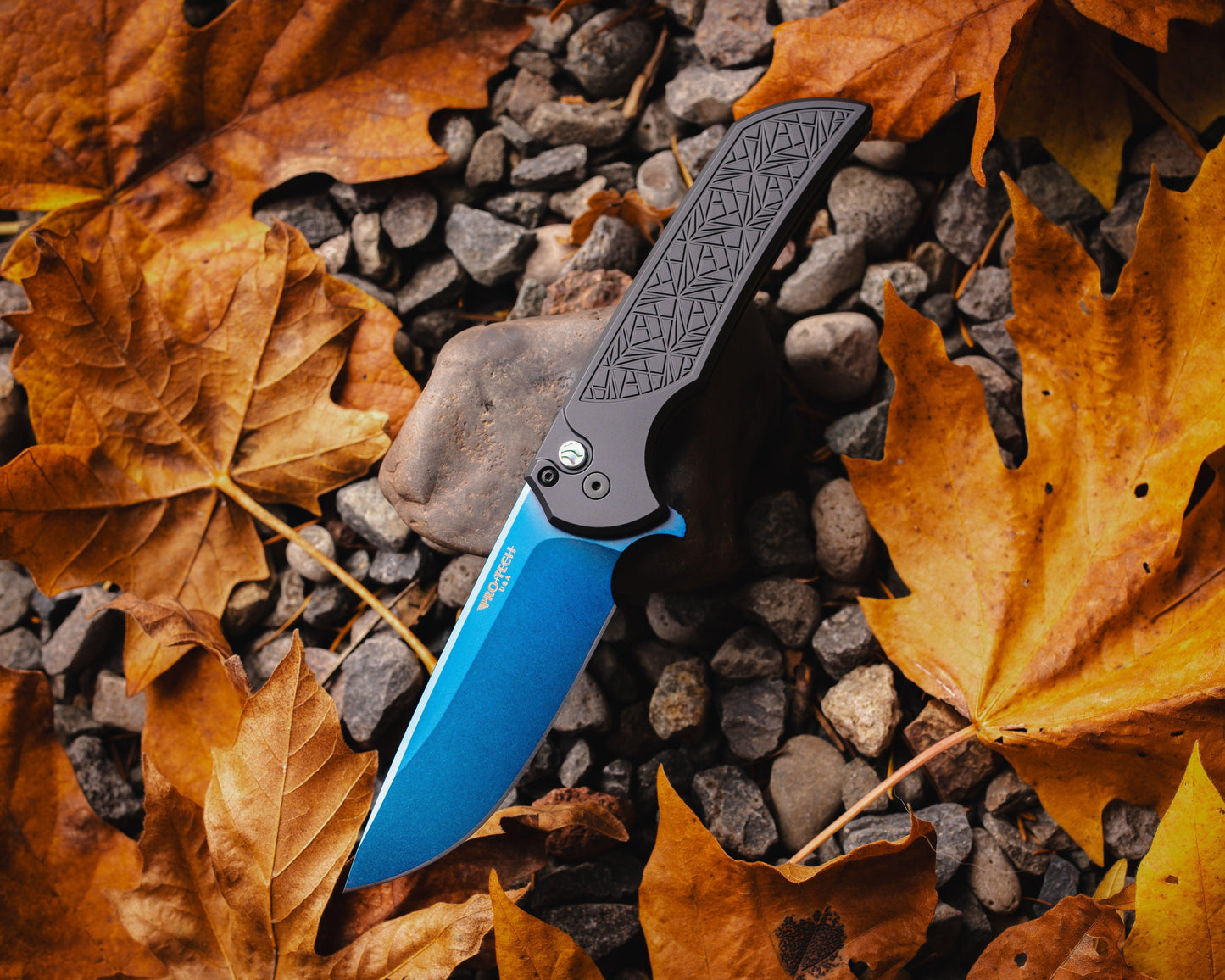 Pro-Tech-Pro-Tech MX106.SB NEXUS Mordax - "Nexus" Textured Black Handle - Sapphire Blue Magnacut Blade - Abalone Button - DLC Black Mini Deep Carry Clip-Urban Cutlery