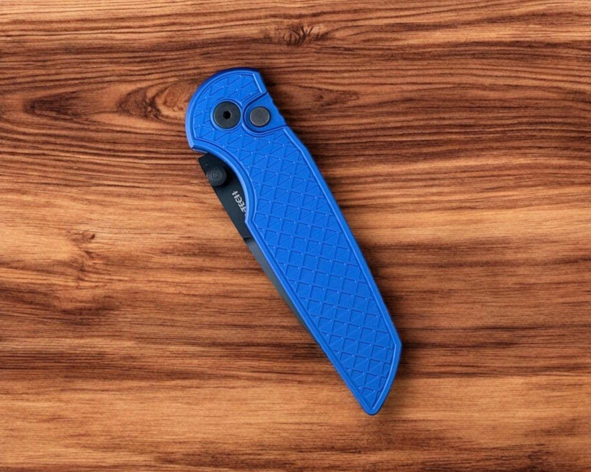 Pro-Tech-Pro-Tech TR-3 INTEGRITY Manual - Relic Textured Blue Handle - DLC Black S35vn Blade - Black Wide Deep Carry Clip-Urban Cutlery