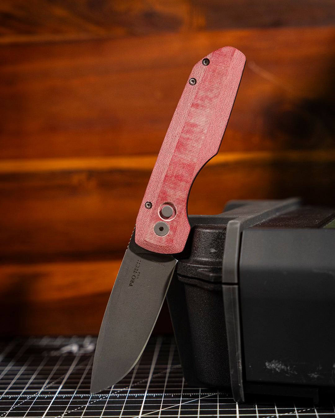 Pro-Tech-Pro-Tech VERO1211-AW.Red.Linen Vero Synapse Auto - Black Aluminum and Red Linen Micarta Handle - Acid Washed Magnacut Blade - Blasted Hardware - Machined Ti Clip-2-Urban Cutlery