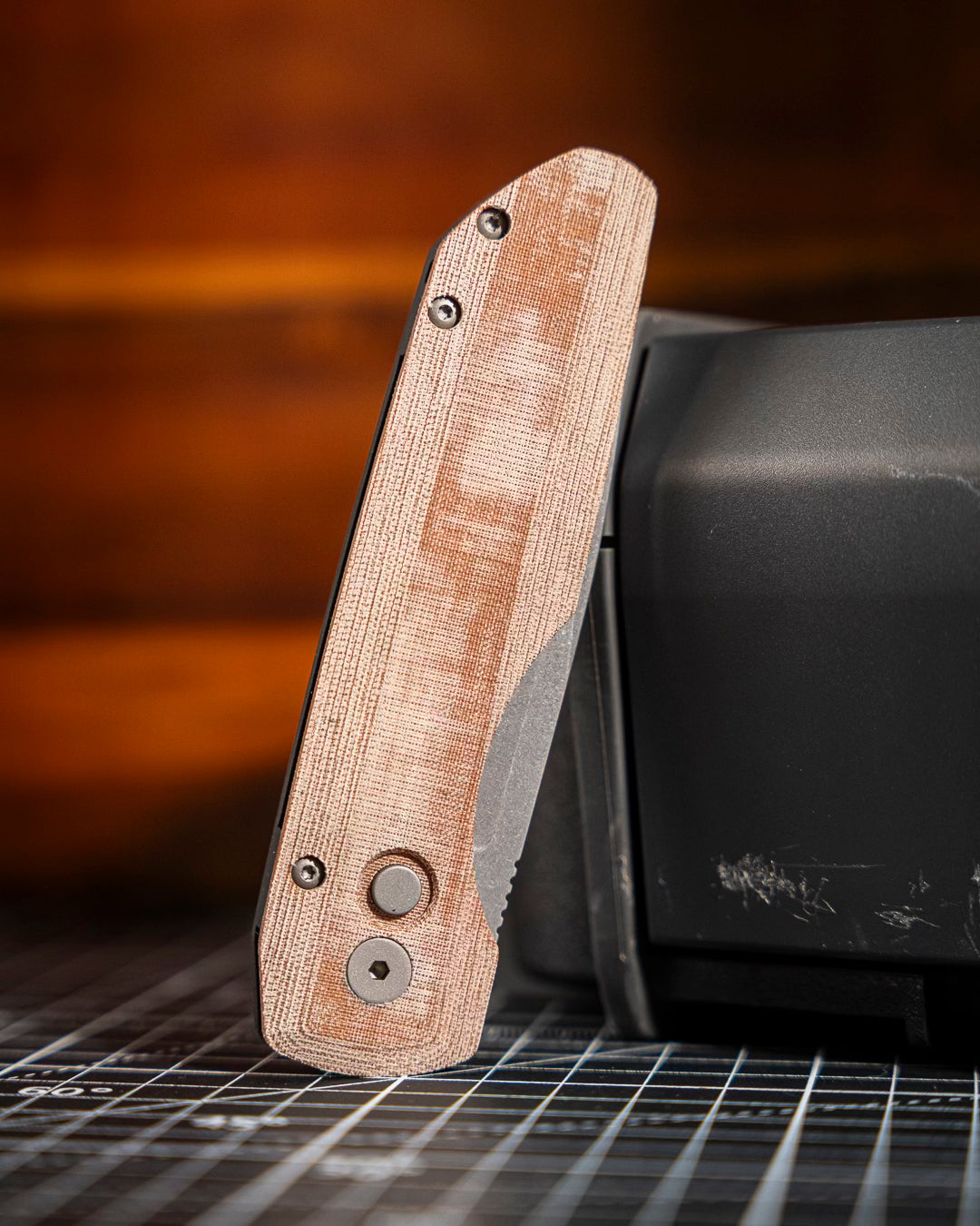 Pro-Tech-Pro-Tech VERO1211-NATURAL.Linen Vero Synapse Auto - Black Aluminum and Natural Linen Micarta Handle - Stonewash Magnacut Blade - Blasted Hardware - Machined Ti Clip-2-Urban Cutlery