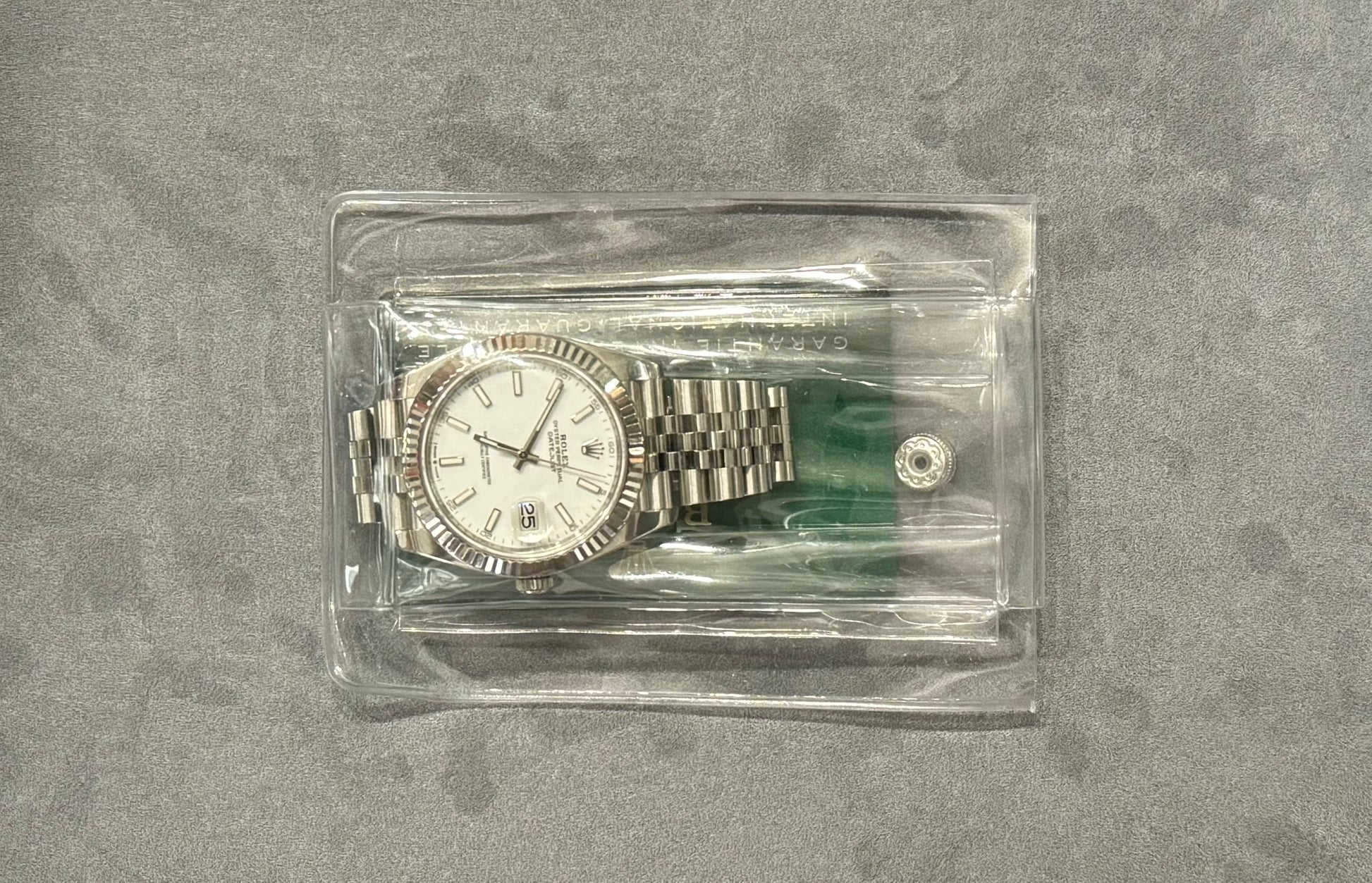 Rolex-Rolex Datejust 41 - 2022 White Dial - Jubilee Bracelet - 126334-Urban Cutlery