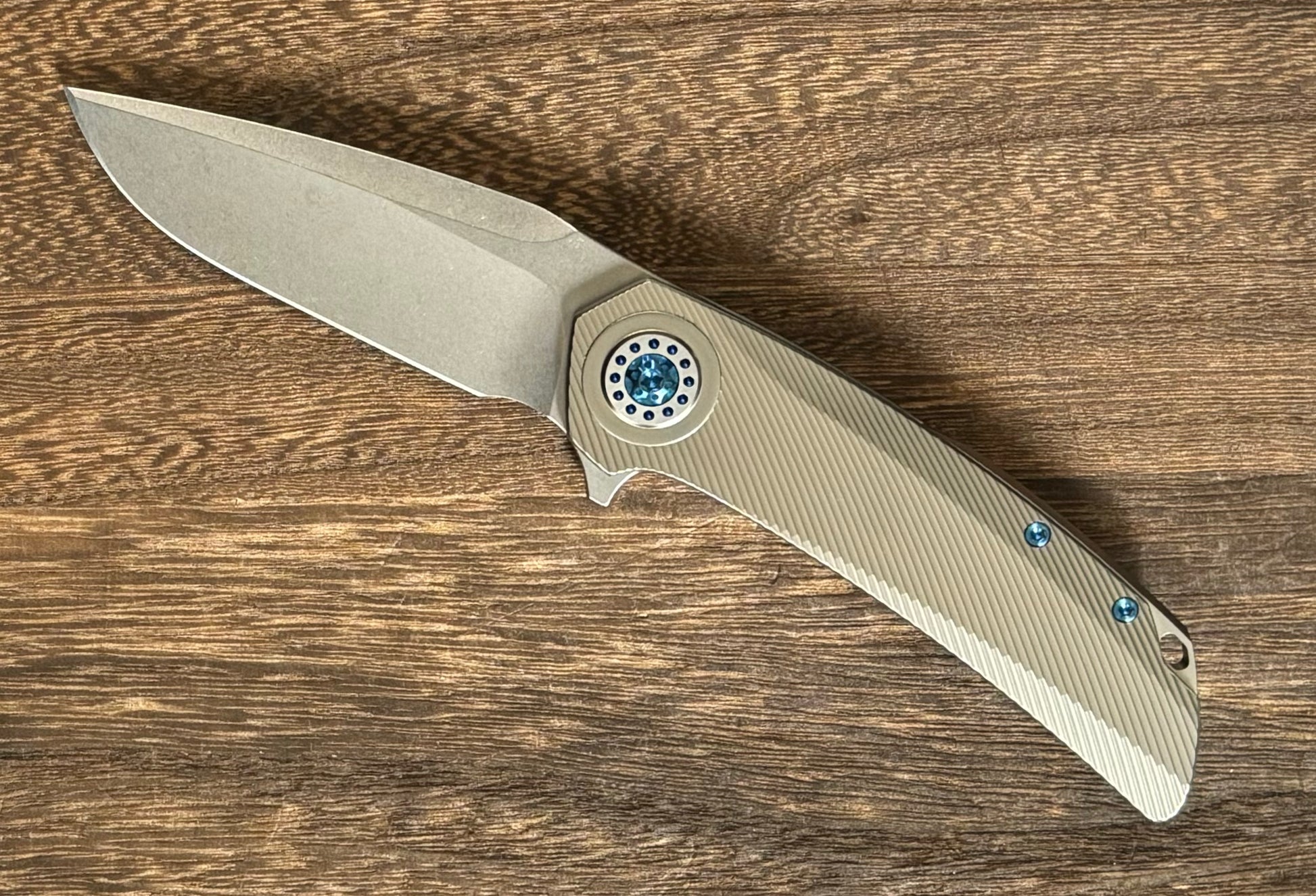 Skiff Workshop-Skiff Made Blades Fugitive, S45VN Blade, Milled Titanium Scales, Ltd Royal Blue Ti Pivot Collar and Hardware, #135-Urban Cutlery