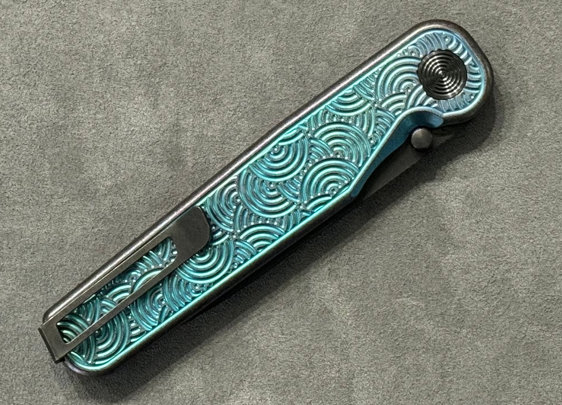 TACTILE KNIFE CO. ROCKWALL THUMBSTUD - BLURPLE & DLC SEIGAIHA URBAN EDC EXCLUSIVE Tactile Knife Company Urban Cutlery & Lifestyle Shoppe