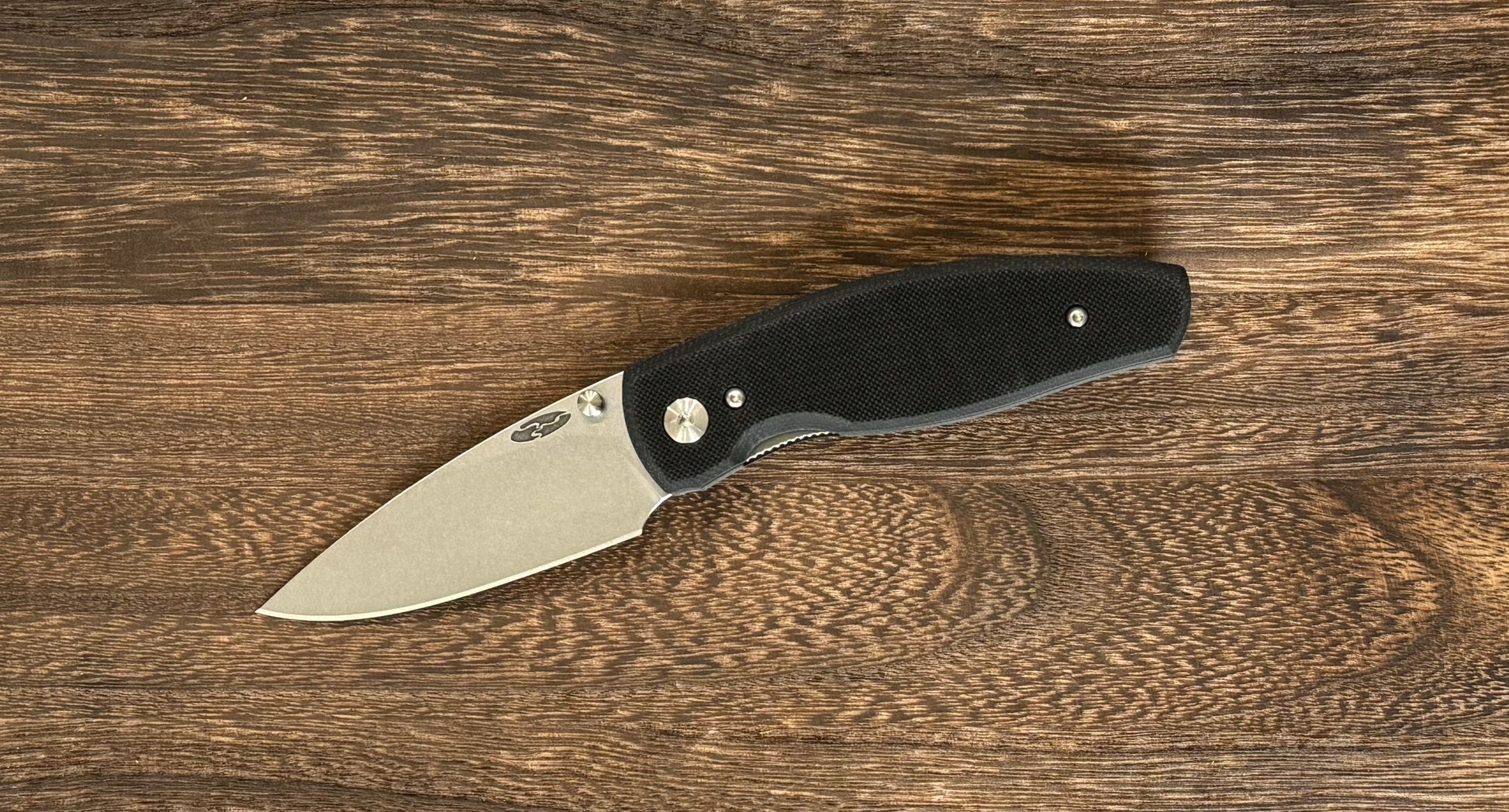 Three Rivers Mfg. (TRM) Neutron 2 - JET BLACK G10 Flat Handles - Magnacut Blade Three Rivers Mfg. Urban Cutlery & Lifestyle Shoppe