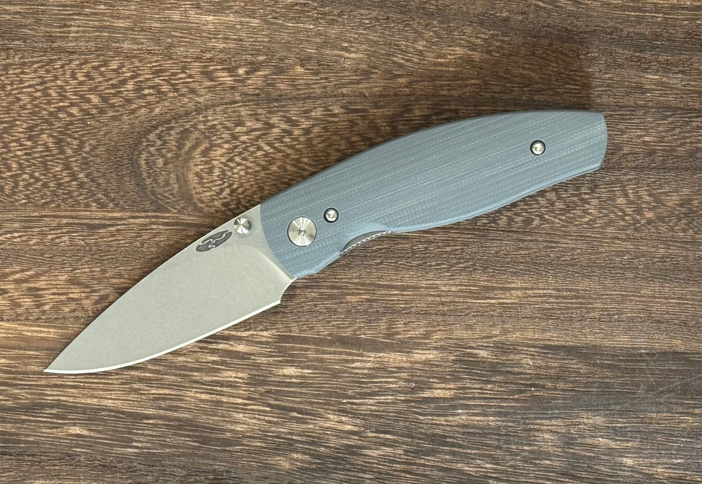 Three Rivers Mfg. (TRM) Neutron 2 - SLATE GRAY G10 Smooth Handles - Magnacut Blade Three Rivers Mfg. Urban Cutlery & Lifestyle Shoppe