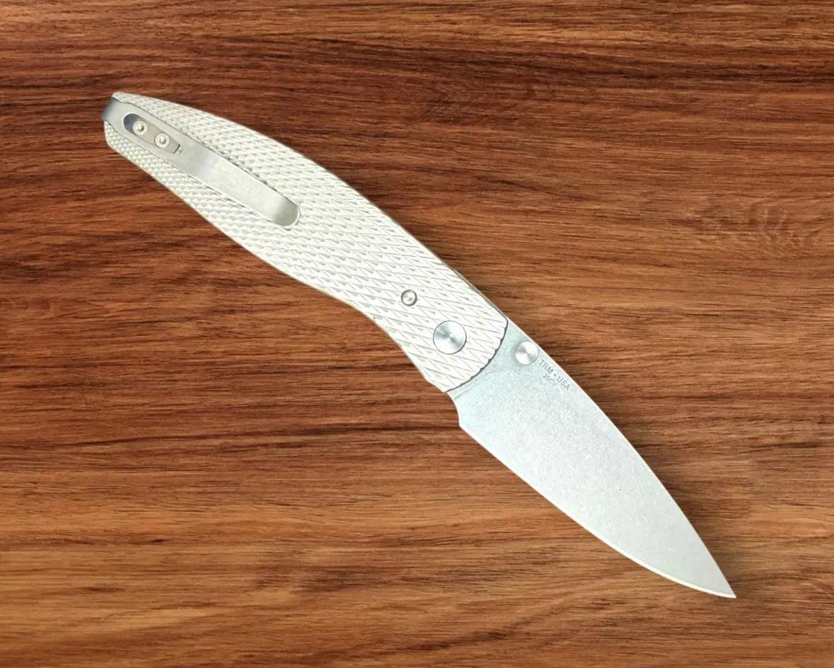 Three Rivers Mfg.-Three Rivers Mfg. (TRM) Atom - 3D Contoured Titanium LIZARD SKIN Handles - 20CV Blade-Urban Cutlery