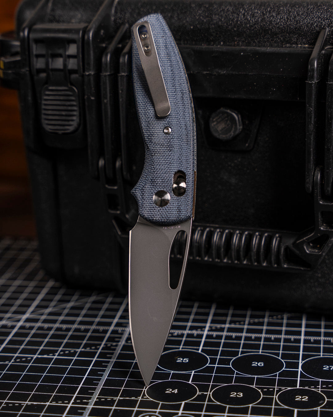 Three Rivers Mfg.-Three Rivers Mfg. (TRM) Bulldog Rev B - BLUE DENIM MICARTA 3D Handles - MAGNACUT Blade-2-Urban Cutlery