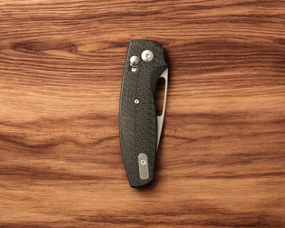 Three Rivers Mfg.-Three Rivers Mfg. (TRM) Bulldog Rev B - CARBON FIBER 3D CONTOURED SMOOTH Handles - 20CV Blade-Urban Cutlery