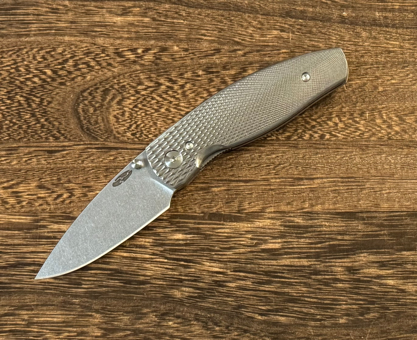 Three Rivers Mfg.-Three Rivers Mfg. (TRM) Neutron 2 - 3D Contoured Titanium Scales LIZARD SKIN - Magnacut Blade-1-Urban Cutlery