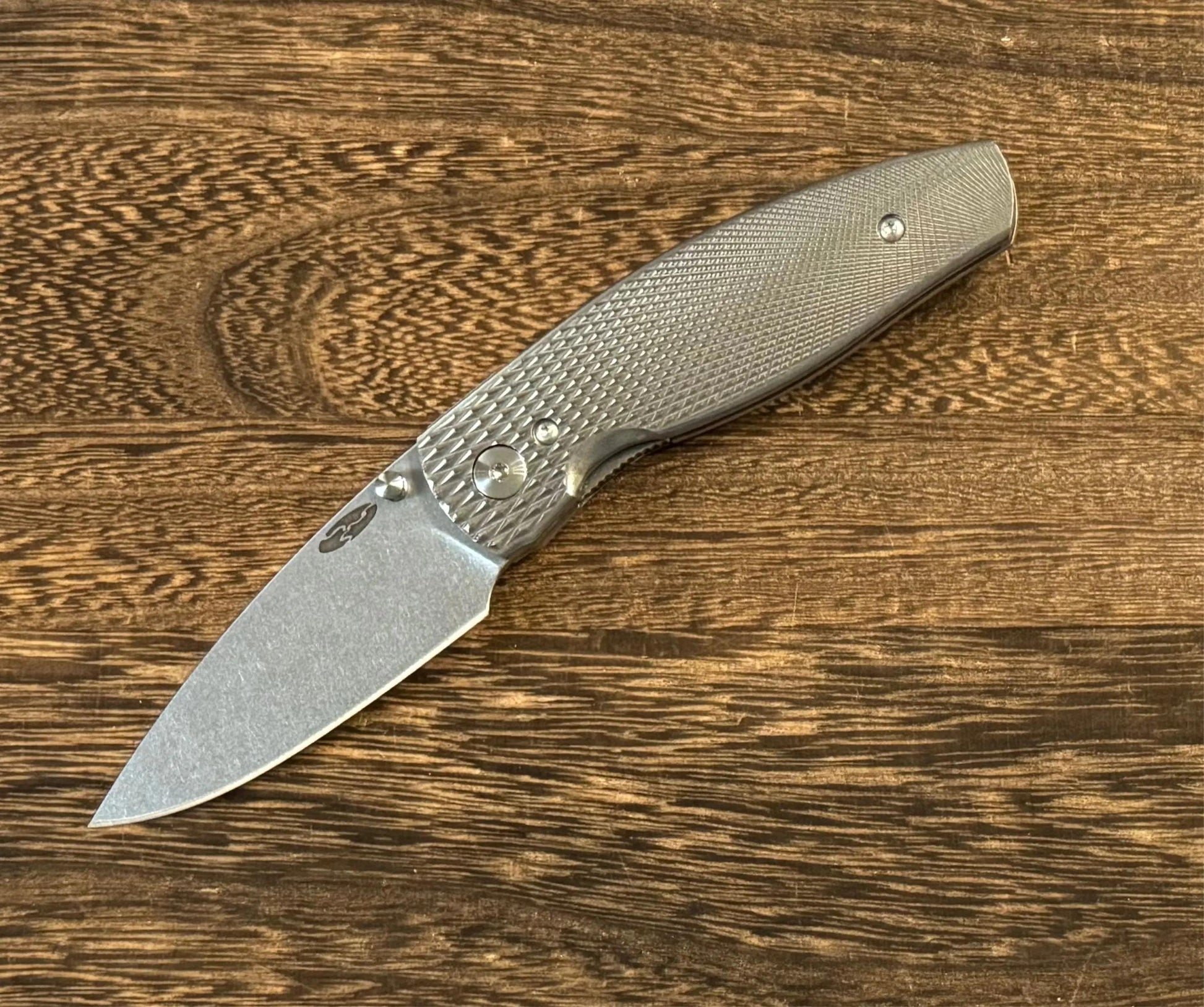 Three Rivers Mfg.-Three Rivers Mfg. (TRM) Neutron 2 - 3D Contoured Titanium Scales LIZARD SKIN - Magnacut Blade-5-Urban Cutlery