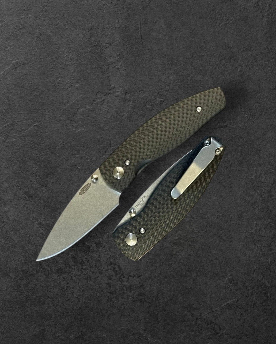 Three Rivers Mfg.-Three Rivers Mfg. (TRM) Neutron 2 - CARBON FIBER 3D Contoured SMOOTH - 20CV Blade-1-Urban Cutlery