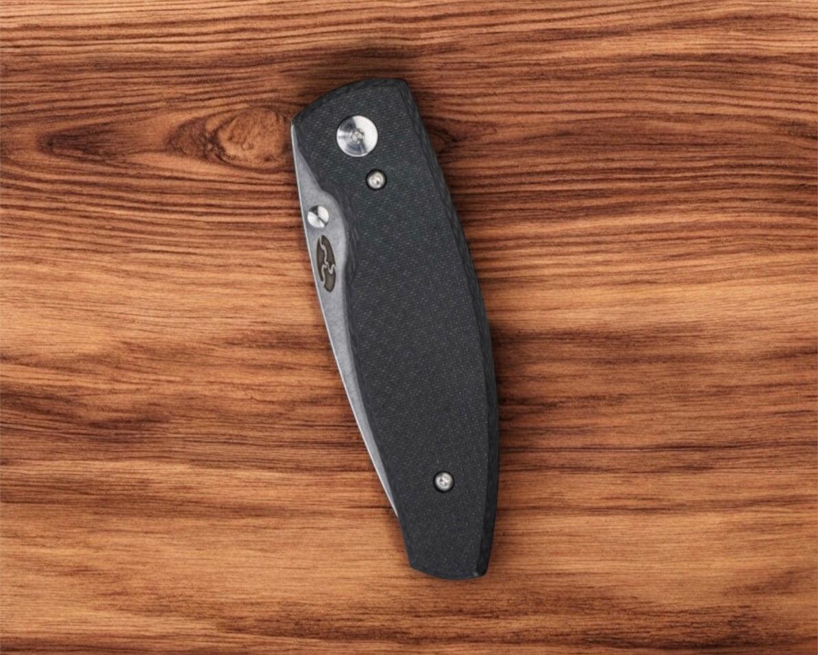 Three Rivers Mfg.-Three Rivers Mfg. (TRM) Neutron 2 FRAME LOCK - CARBON FIBER TEXTURED Handles - Magnacut Blade-4-Urban Cutlery