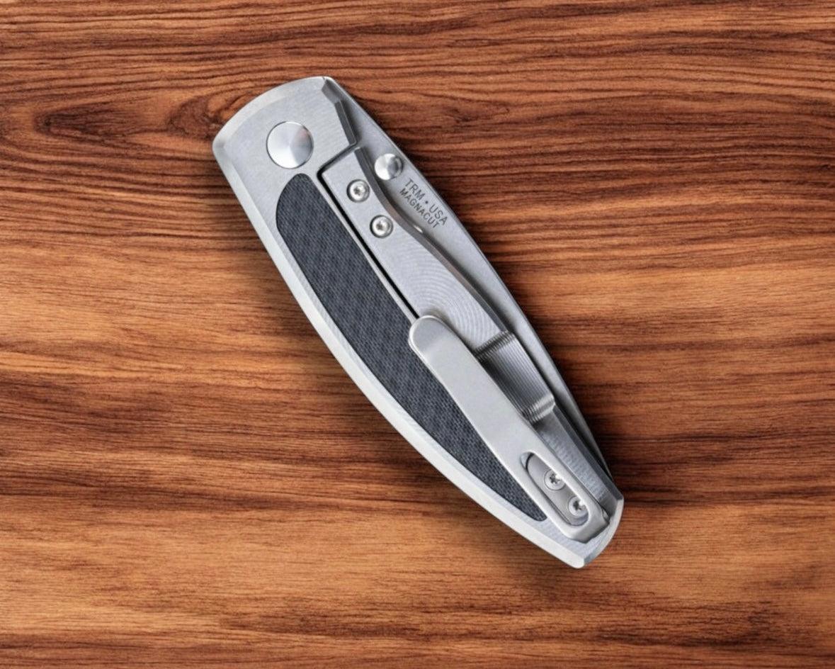 Three Rivers Mfg.-Three Rivers Mfg. (TRM) Neutron 2 FRAME LOCK - CARBON FIBER TEXTURED Handles - Magnacut Blade-5-Urban Cutlery