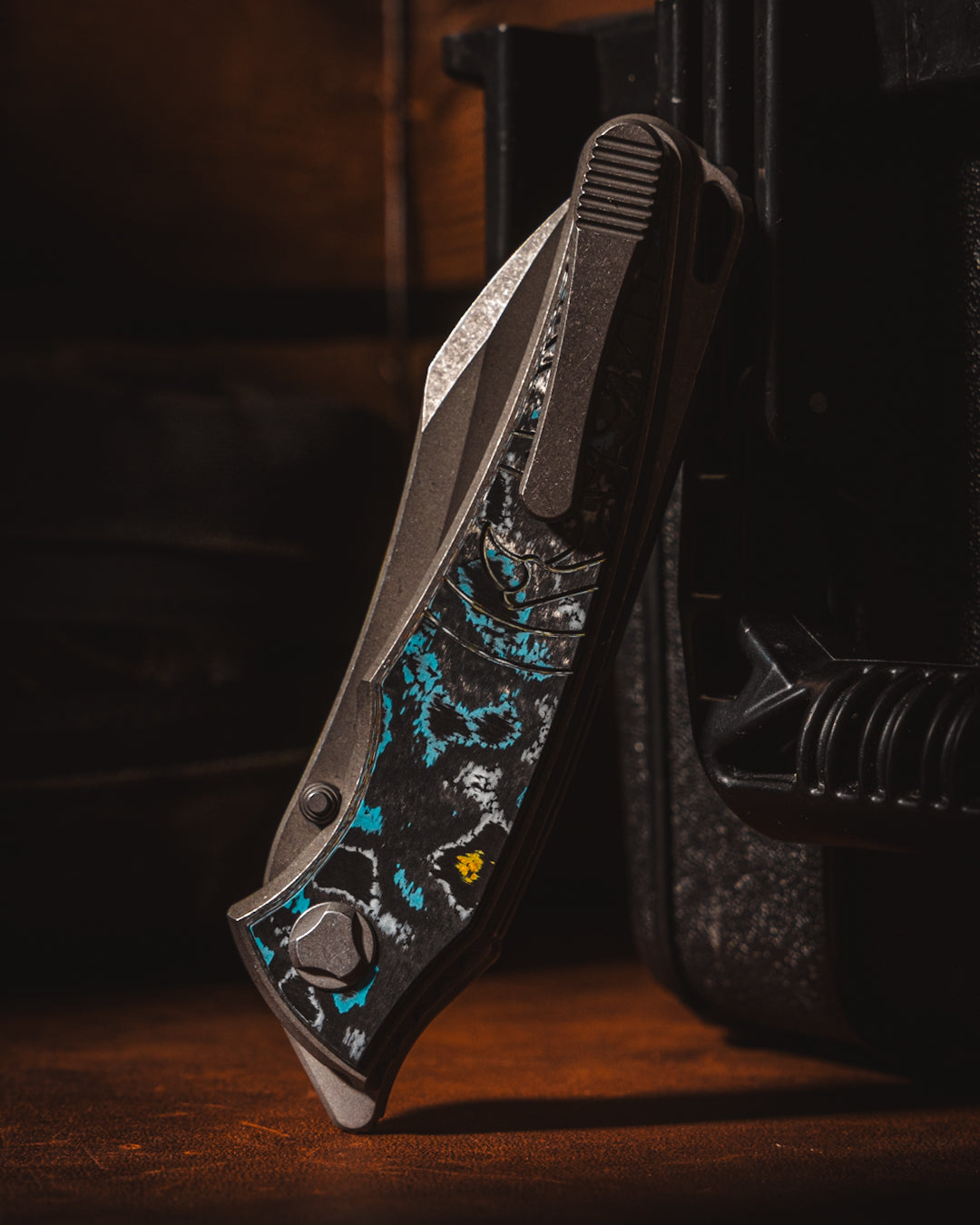 Hawk Knives Talon - Gulf Camo CamoCarbon Handle Inlay - Tumbled M390 Blade